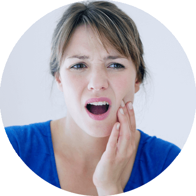 dental patient with pain intooth